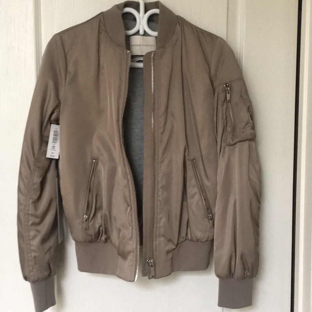 Bomber jacket